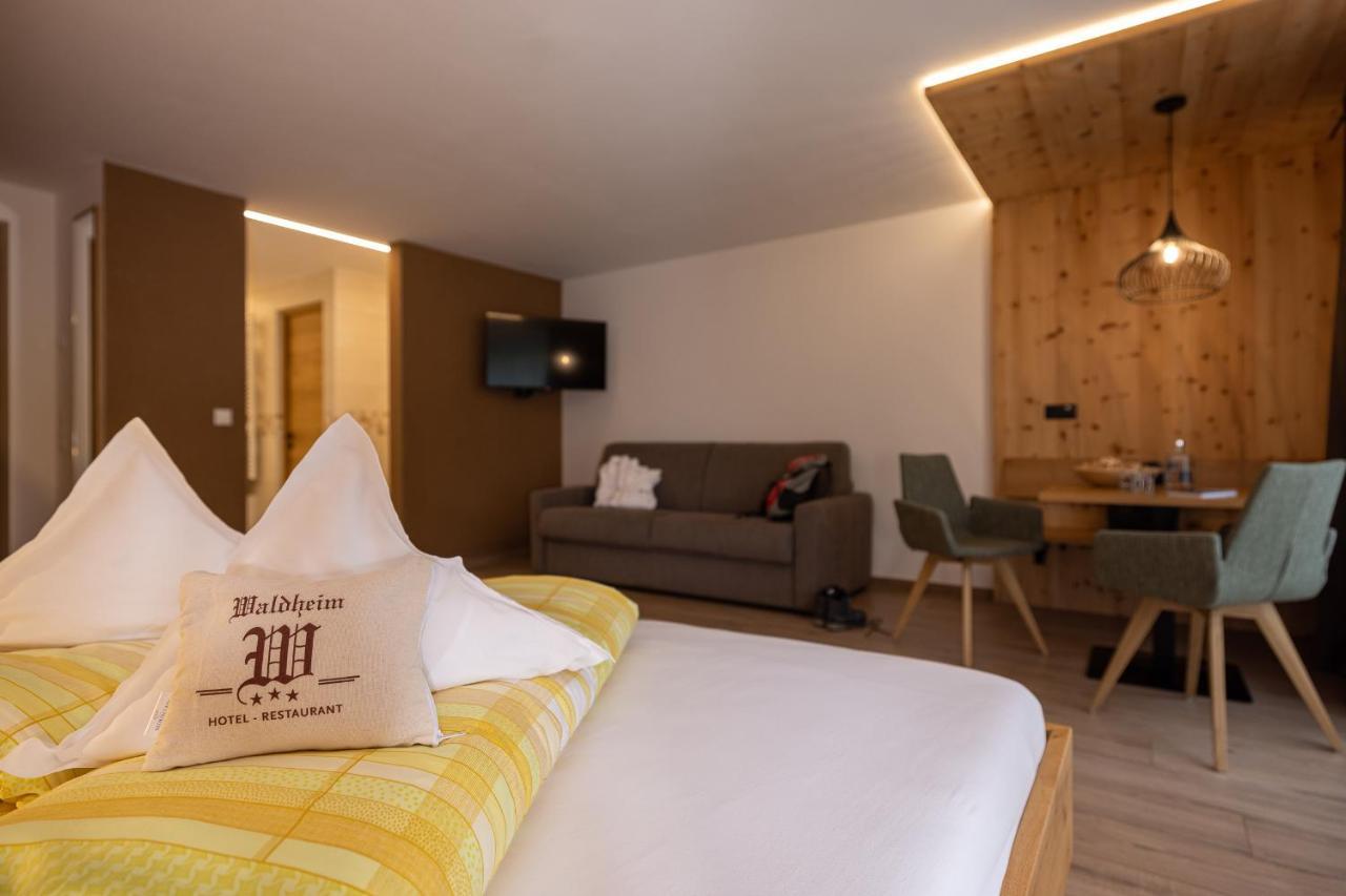 Hotel Restaurant Waldheim มาร์เต็ลโล ภายนอก รูปภาพ